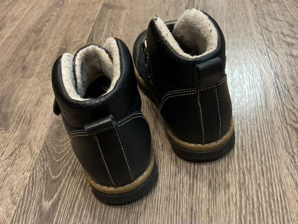 Ботинки зимние 29
