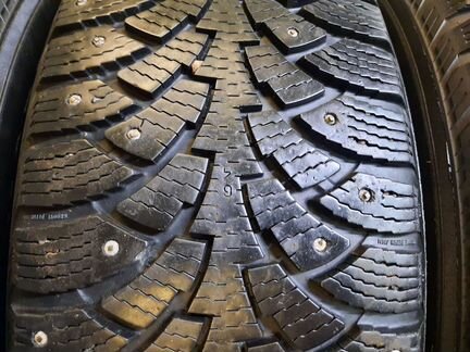 Зимние шины 235/65R17 Nokian Nordman SUV