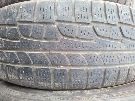 Шины б/у 215/60 r17