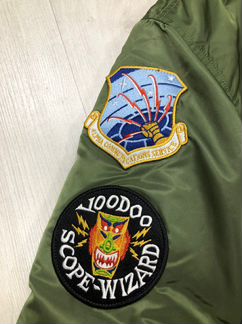 Куртка бомбер Alpha Industries MA-1 Squadron