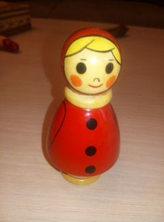 Матрешка СССР и другие сувениры из дерева