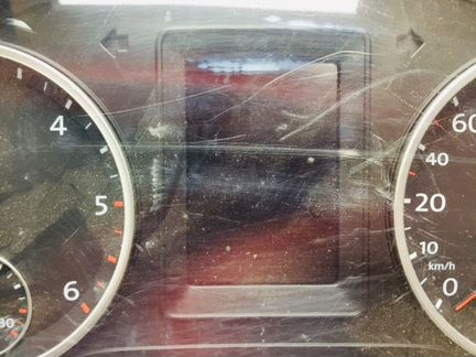 Панель приборов Volkswagen Tiguan 2.0 TDI 2010