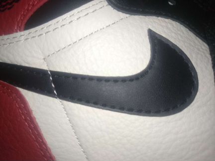 Nike Air Jordan 1 Retro High Bred Toe