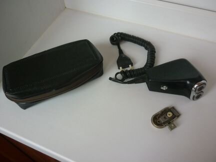 Электрическая бритва Харьков,СССР,б/у,не рабочая