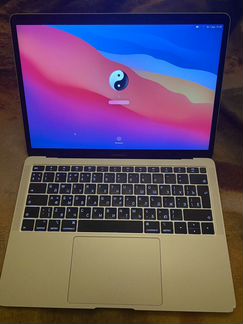 Macbook Air 13 2019 256GB Ростест На гарантии