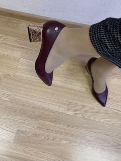 Почти новые туфли Pollini, Италия