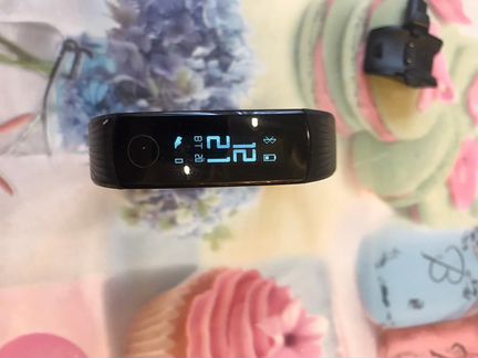Фитнес-трекер Honor band 3