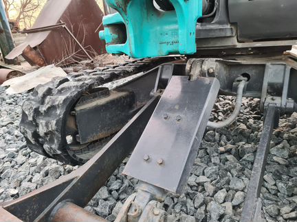 Экскаватор kobelco SK30