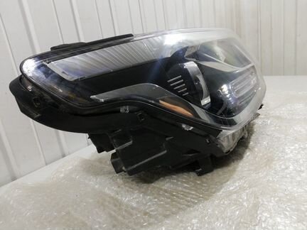 Фара без дефектов передняя правая Hyundai H1 2