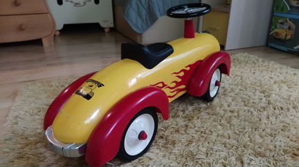 Машинка-каталка