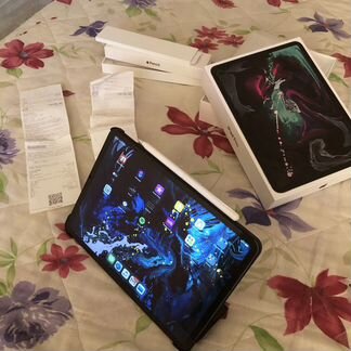 iPad pro 11” 2018 64 gb WiFi + Cellular