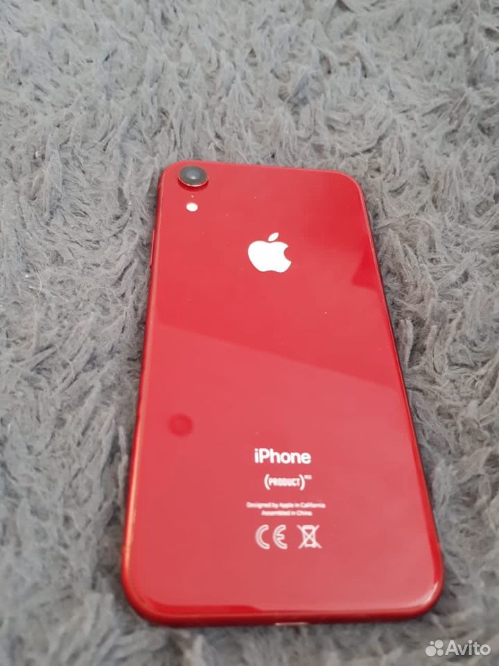 Телефон iPhone XR