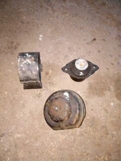 Подушки двигателя golf 2 passat b3 golf 3 jetta 2