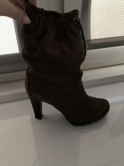 Продаю ботильоны