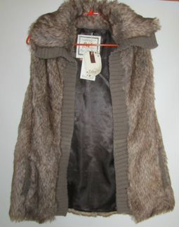 Меховой жилет