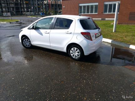Toyota Vitz 1.3 CVT, 2011, 136 000 км