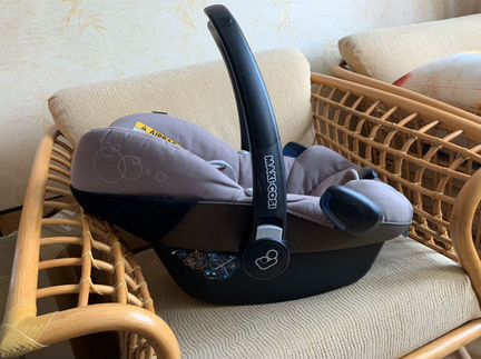 Автокресло Maxi Cosi Pebble